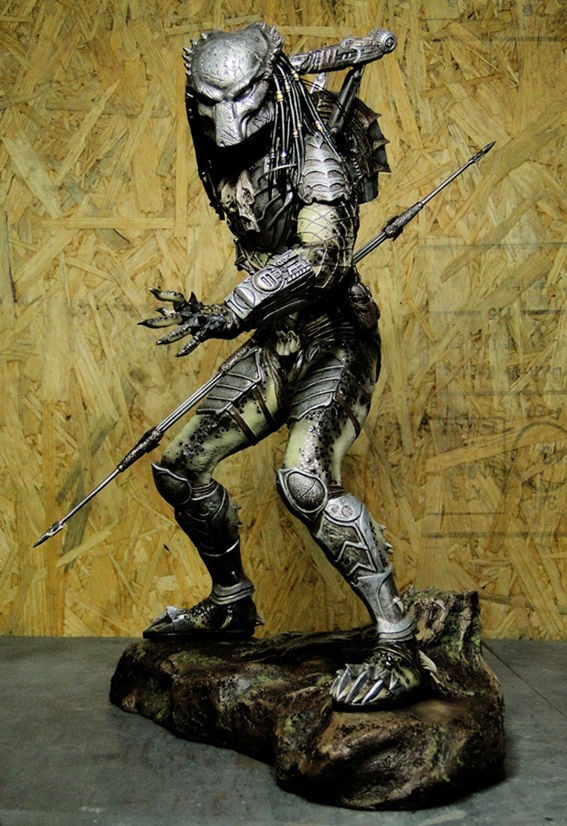 AVP2 スタチュー ウルフ・プレデター サイドショウ限定Ver.