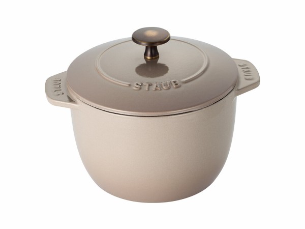 STAUB】どんな料理もプロの味に仕上げてくれるSTAUB、幻の限定色に会え