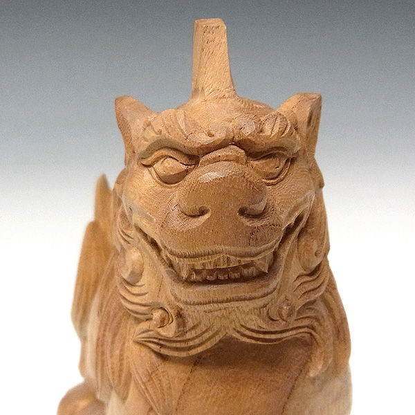 神具　狛犬　彫り物(けやき材)　木製一対1 ① 国産 欅(ケヤキ) 木彫りの狛犬(獅子狛犬) 高さ：17cm （販売