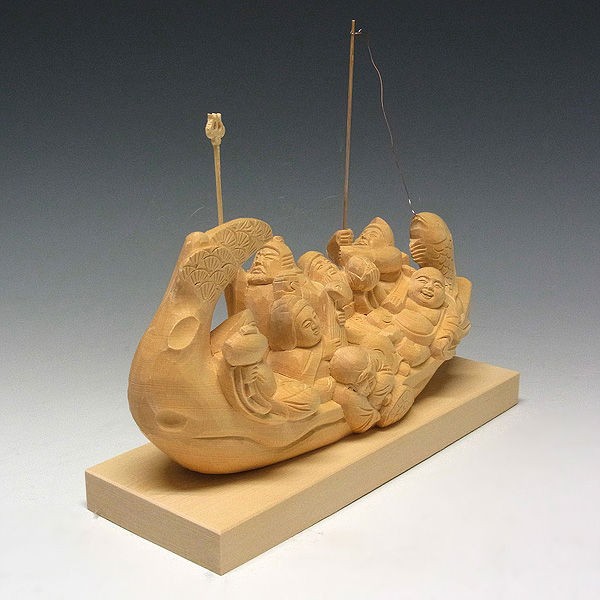 木彫り 七福神 船 置物 木彫りの七福神船 幅18cm 置物 桧製 : 仏像と縁起物の専門店 龍