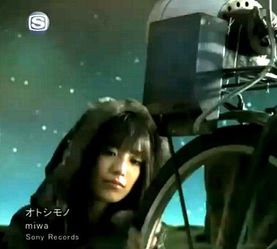 Youtube音楽pv Miwa オトシモノ 自由気ままに