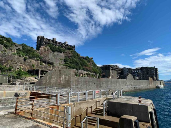 未使用 日本の産業遺産シリーズ 軍艦島カード ケースあり みぞぐち 廃墟 MzG 未使用 日本の産業遺産シリーズ 軍艦島カード ケースあり みぞ