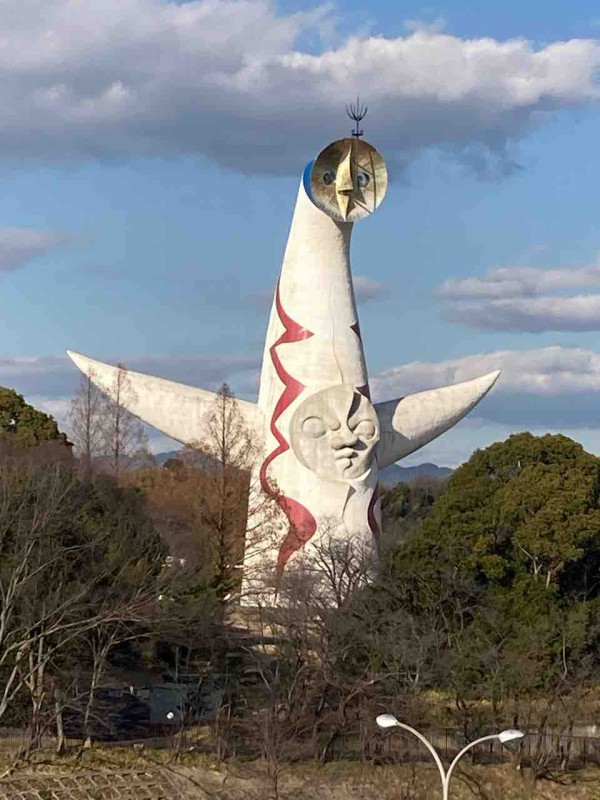 □万博記念公園 岡本太郎の名作『太陽の塔』の内部初観覧（大阪