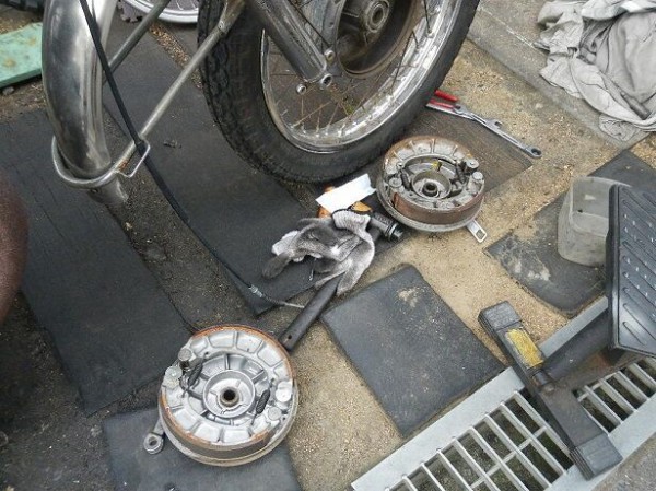 W1SA フロントブレーキレバー ホルダー (検 ダブワン W1S w650