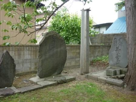 曹洞宗 檛木山 龍淵寺 龍渕寺 板柳町 くぐる鳥居は鬼ばかり
