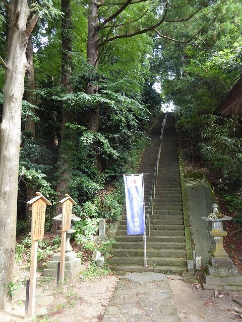 大物忌神社 （吹浦口ノ宮） ～其之弐 : くぐる鳥居は鬼ばかり