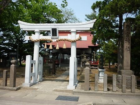 愛宕神社 田舎館村大根子宮崎 くぐる鳥居は鬼ばかり