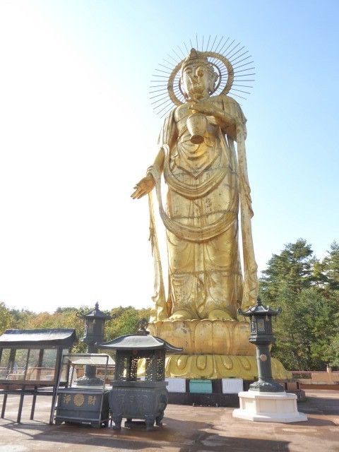 田沢湖金色大観音 ～ 其之弐 : くぐる鳥居は鬼ばかり