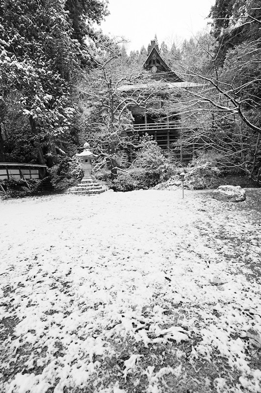 神社仏閣 冬の凛とした空気が心を浄化するような雪景色の清水寺 佐渡旅 Sadotabi 神社仏閣 冬の凛とした空気が心を浄化するような雪景色の清水寺 佐渡旅 Sadotabi