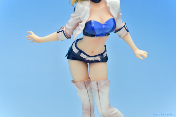 Plusoneより「セイバー TYPE-MOON RACING Ver.」1/7スケール
