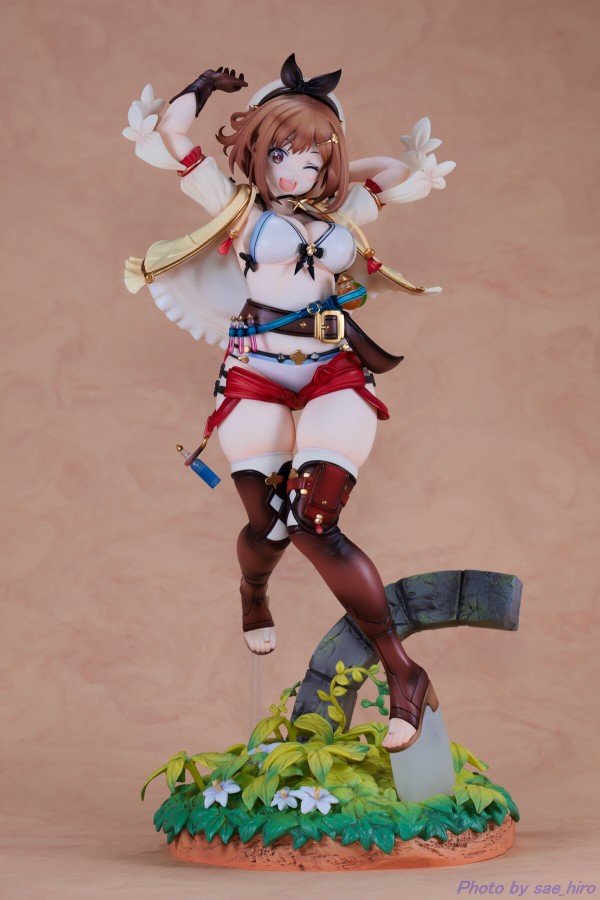 ライザのアトリエ ライザ フィギュア あみあみ×AMAKUNI アマクニ 元気いっぱいな姿が可愛い！ 「ライザのアトリエ」よりライザの