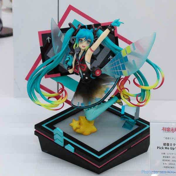 初音ミク Pick Me Up Ver. 1/7スケールフィギュア | mindsetmediaa