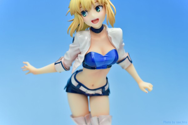 Plusoneより「セイバー TYPE-MOON RACING Ver.」1/7スケール