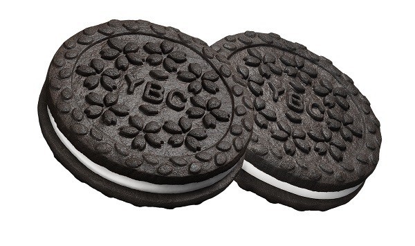 食物 ヤマザキビスケット ライセンス切れのオレオに代わるココアサンド Noir ノアール を明日 12 1より出荷開始と発表 速報 保管庫 Alt