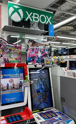 店カン Xboxのゲーム棚 あまりにも売る物が無いためビックカメラの池袋本店で子供向けam機置き場にされてしまう 速報 保管庫 Alt 店カン Xboxのゲーム棚 あまりにも売る物が無いためビックカメラの池袋本店で子供向けam機置き場にされてしまう 速報 保管庫 Alt