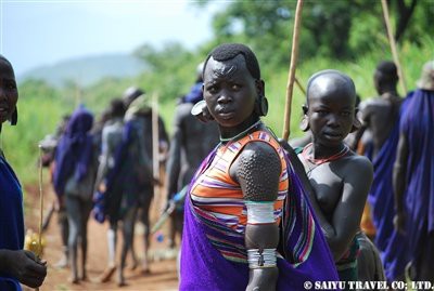 スルマの伝統儀式 ドンガ エチオピア African Dream 西遊旅行チーム アフリカのスタッフブログ スルマの伝統儀式 ドンガ エチオピア African Dream 西遊旅行チーム アフリカのスタッフブログ