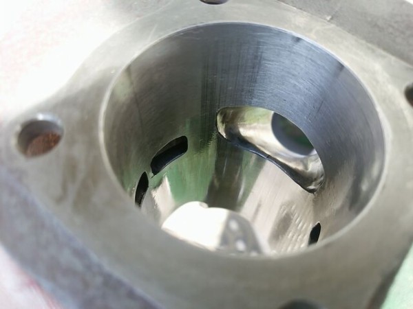 ヤマハSR500 400 OMC コンプリートシリンダーヘッド 面研ポート
