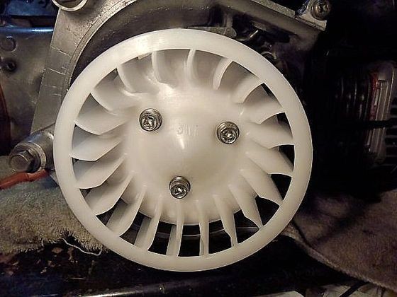 依頼作業的なぁ~28 ステーター周り取り付けアクシス90 JOG90 依頼作業的なぁ~28 ステーター周り取り付けアクシス90 JOG90