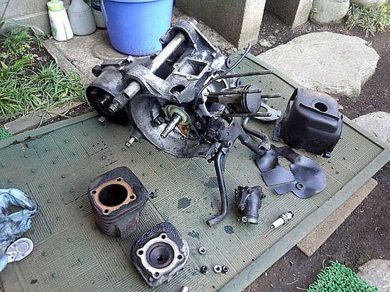 依頼作業的なぁ～エンジン製作3 エンジン分解アクシス90 JOG90 3WF