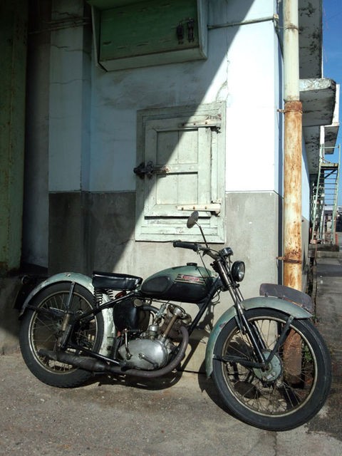 FOR SALE】トライアンフ タイガーカブ 1954年式 : サカイクロン