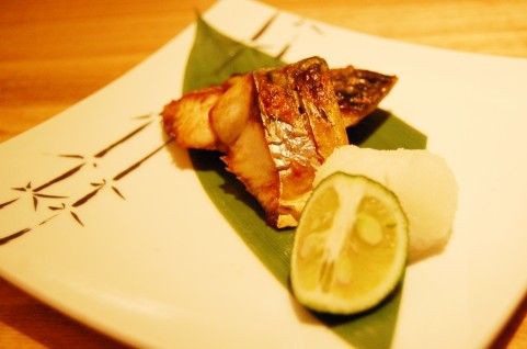 Ihビルトインのギトギト魚焼きグリルの庫内をきれいにする方法は 魚焼きグリルの汚れやニオイを落とすこんな裏ワザ発見しました