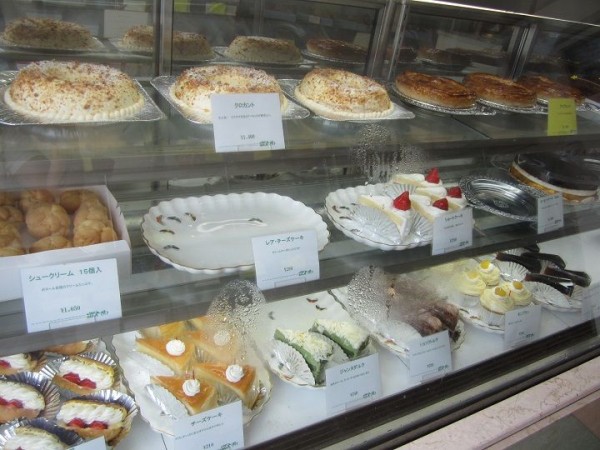 高知の懐かしい味わいの美味しいケーキ屋さんです 安岡酒店bluesのブログ 高知の懐かしい味わいの美味しいケーキ屋さんです 安岡酒店bluesのブログ