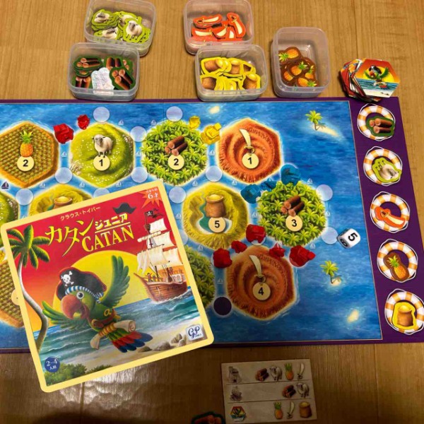 カタン ジュニア CATAN Junior】5歳・7歳と遊んでみたよ。6歳から向けボードゲームのレビュー : いかっぱの知育と称してボードゲーム沼