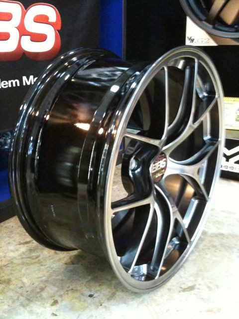 BBS 超超ジュラルミン鍛造1ピースホイール “RI-D” 新発売