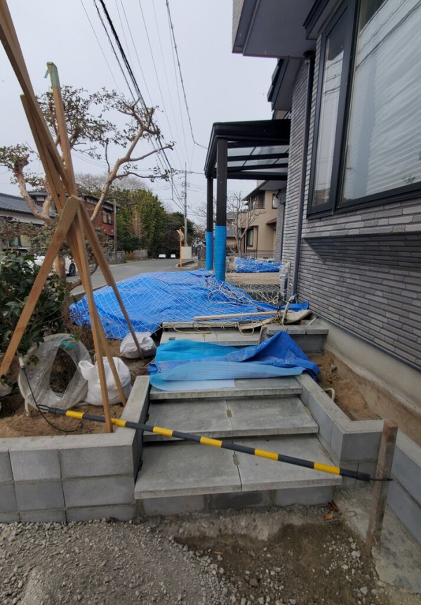 土間コンクリート打設養生マット エクステリアプランナーのブログ 写真集 Sakoyamaexterior