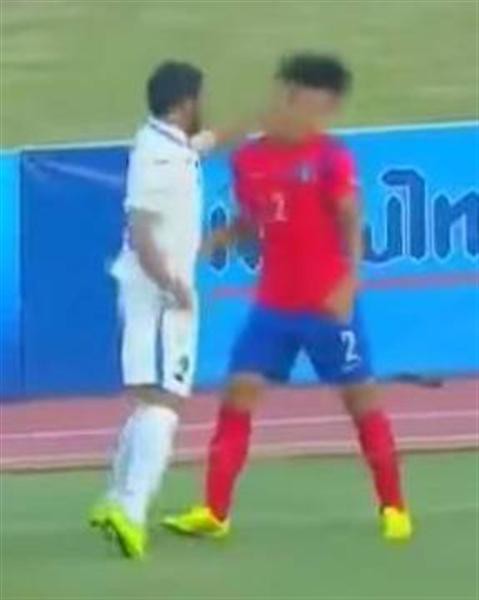 ラフプレーで殴られたサッカー韓国代表 韓国騒然 やり返せ 外交的な抗議措置を取れ 韓国独特の 恨文化 の根深さ 2 17 Samurai Goal