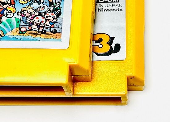 ファミコン「スーパーマリオブラザーズ 黒カセット」の謎 : オヨブログ