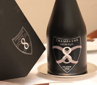 champagne infinite 8 BRUT Rouge BOX : 中村雅人の「天気晴朗なれど