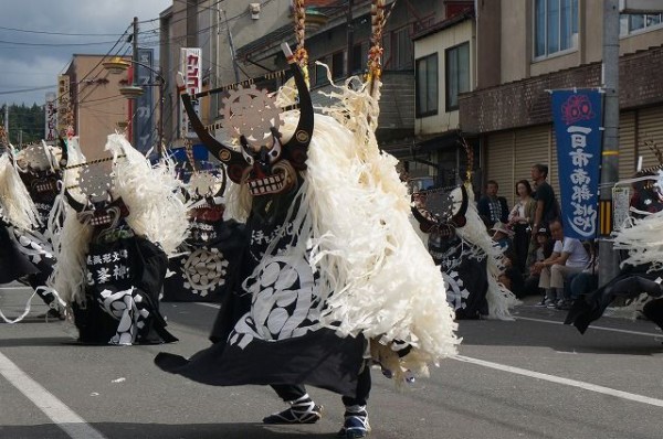 遠野まつり 鹿踊りを中心として 仮面の祝祭 神楽 獅子舞 仮面芸能見聞録