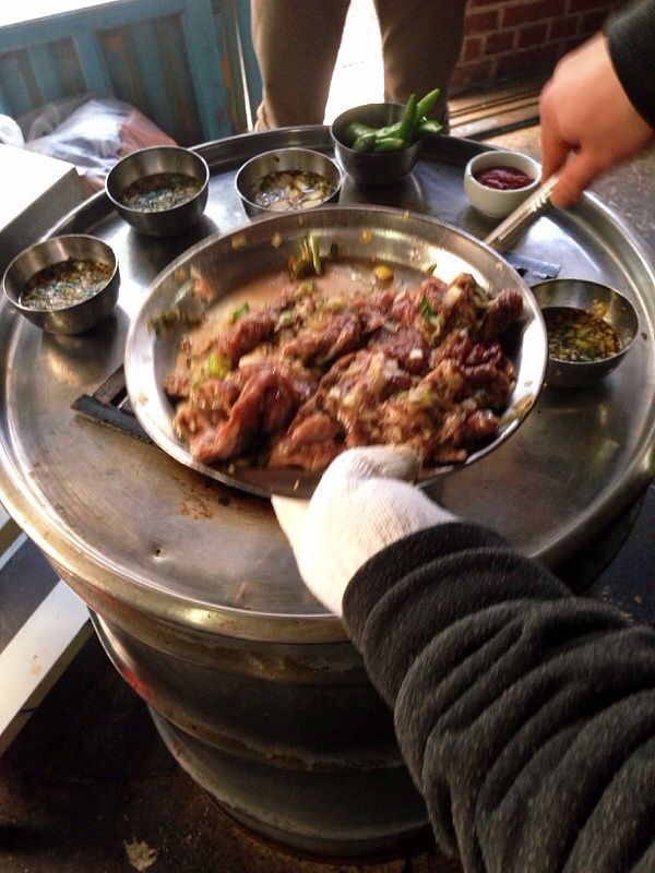 ドラム缶焼肉の正体を確かめに行ってきた ソソカルビの人気店 新村のヨンナム食堂 アルカンタラの熱い夏 ドラム缶焼肉の正体を確かめに行ってきた ソソカルビの人気店 新村のヨンナム食堂 アルカンタラの熱い夏