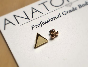 アナトメタル トゥリビーズ エンド 16G K18 2mm ANATOMETAL-