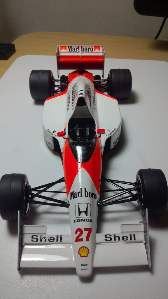ｆ１ マクラーレンmp 4 5b ホンダ １９９０ のんべの ひねもすのたりのたりかな