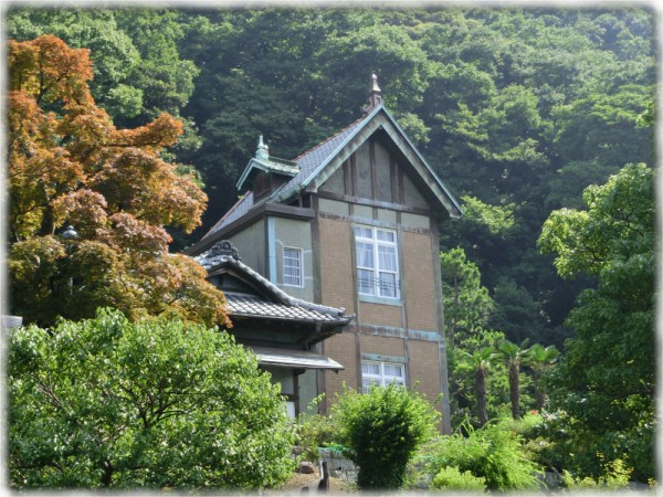 横浜市磯子区 根岸なつかし公園 旧柳下邸 は大正時代の洋館と和館がマッチした ジブリ映画のモデルになった建物らしい ｓａｖａ