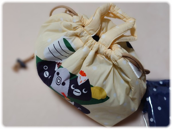 おむすび処 ほんのり屋「Suicaのペンギン ふわふわ保冷巾着トート