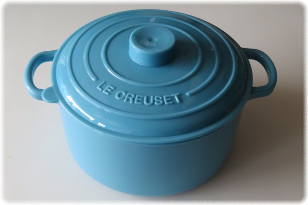サントリーboss Le Creuset オリジナル フードボックス が可愛い ｓａｖａ
