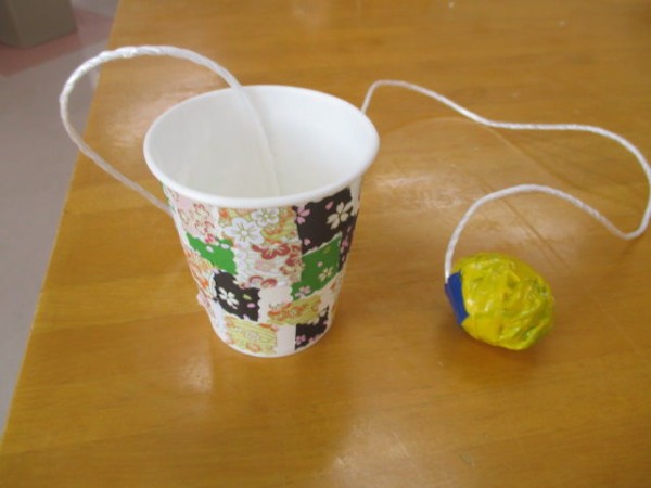 紙コップでけん玉 さわやか大積館 さわやかダイアリー