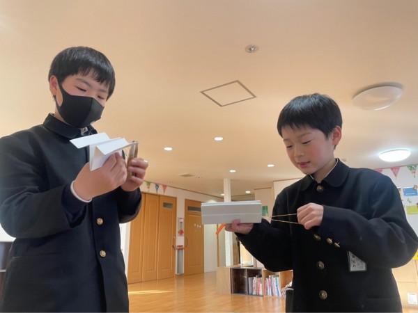 紙飛行機をゴムで飛ばそう さわやかダイアリー