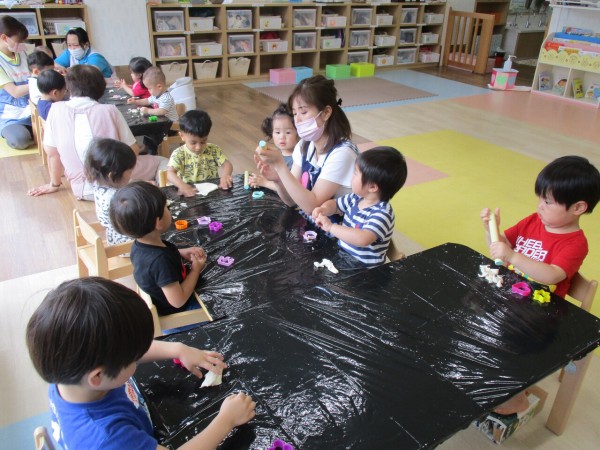 小麦粉粘土遊び くきのうみ保育園保 さわやかダイアリー