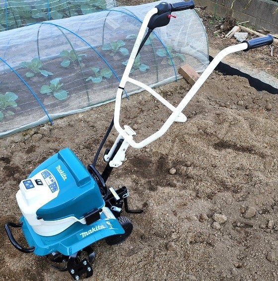 送料無料【美品】Makita（マキタ）耕運機 MUK360D マキタ 36V充電式耕うん機 本体のみ バッテリ・充電器別売