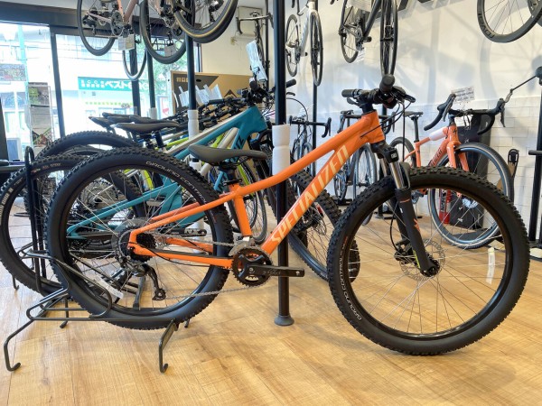 身長130cmから乗れるMTB、SPECIALIZED「ROCKHOPPER SPORT 26」 : SBC 新着情報