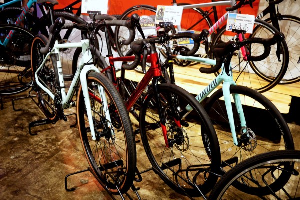 アドベンチャーでもツーリングでも！「SEQUOIA ELITE DISC」をご紹介