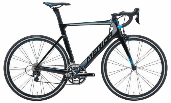 MERIDA REACT 4000 DISC 2018モデル 2018 MERIDA REACTO 4000あります