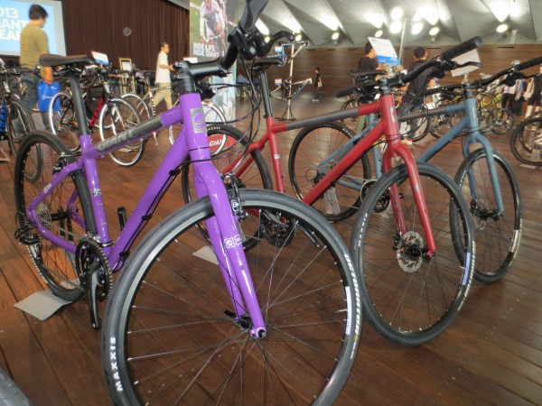 引き取り限定♪GIANT♪街乗りクロスバイク♪Gross 3♪通勤通学用などに♪ 通勤通学が楽しいクロスバイク♪ ｜ ジャイアントストア奈良