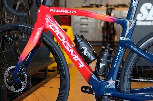 PINARELLO DOGMA F INEOSカラー × 店頭在庫 : SBC 新着情報
