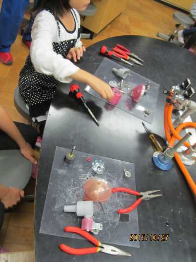 アイデア楽工 自転車発電機で発電の仕組み 10 27 科学サークル大黒屋