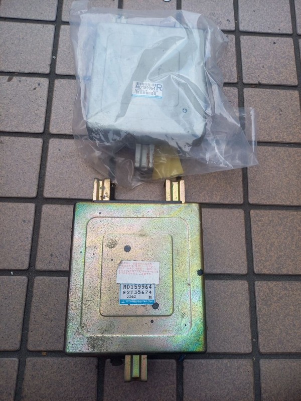三菱GTO エンジンコントロールユニット(ECU)ノーマル戻しです。 : 三菱